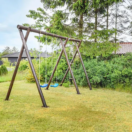 4 Bedroom Amazing Home In Silkeborg Feriehus
